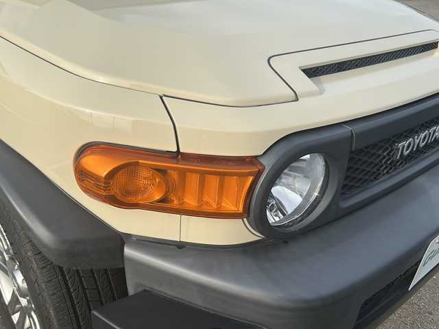トヨタ ＦＪクルーザー ファイナルエディション 愛媛県 2017(平29)年 5万km ベージュ 4WD/社外ナビ/バックカメラ/Bluetooth/フルセグTV/CD/ETC/クルコン/20インチAW/革巻きステアリング/社外フロアマット/ハロゲンヘッドライト