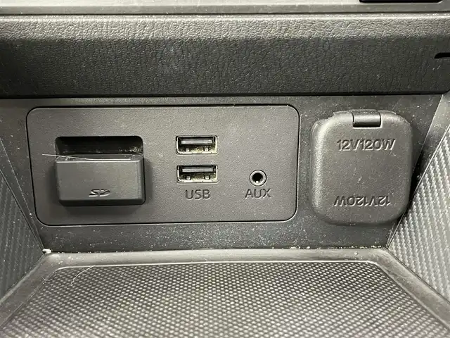 マツダ デミオ 15S 富山県 2019(令1)年 5.2万km ソウルレッドクリスタルM 純正ナビ（AM/FM/BT/DVD/USB/ワンセグ）/バックカメラ/ドライブレコーダー/ETC/ブラインドスポットモニター/衝突被害軽減システム/レーンキープアシスト/コーナーセンサー/横滑り防止装置/アイドリングストップ/純正フロアマット/オートハロゲンライト/ステアリングスイッチ/スマートキー