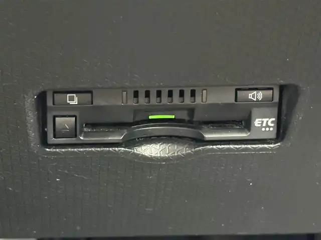 ダイハツ タント カスタム X 大分県 2019(令1)年 6.3万km ブラックマイカメタリック/シャイニングホワイトパール ・純正ナビ(CD/DVD/BT/SD/USB)/・バックモニター/・両側パワースライドドア/・スマートアシスト/・ドライブレコーダー/・ETC/・スーパーロングスライド/・オートハイビーム/・ステアリングリモコン/・スマートキー/・プッシュスタート/・純正アルミホイール