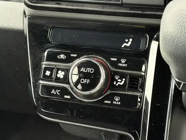 ダイハツ タント カスタム X 大分県 2019(令1)年 6.3万km ブラックマイカメタリック/シャイニングホワイトパール ・純正ナビ(CD/DVD/BT/SD/USB)/・バックモニター/・両側パワースライドドア/・スマートアシスト/・ドライブレコーダー/・ETC/・スーパーロングスライド/・オートハイビーム/・ステアリングリモコン/・スマートキー/・プッシュスタート/・純正アルミホイール