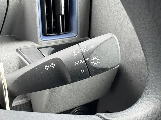 ダイハツ タント カスタム X 大分県 2019(令1)年 6.3万km ブラックマイカメタリック/シャイニングホワイトパール ・純正ナビ(CD/DVD/BT/SD/USB)/・バックモニター/・両側パワースライドドア/・スマートアシスト/・ドライブレコーダー/・ETC/・スーパーロングスライド/・オートハイビーム/・ステアリングリモコン/・スマートキー/・プッシュスタート/・純正アルミホイール