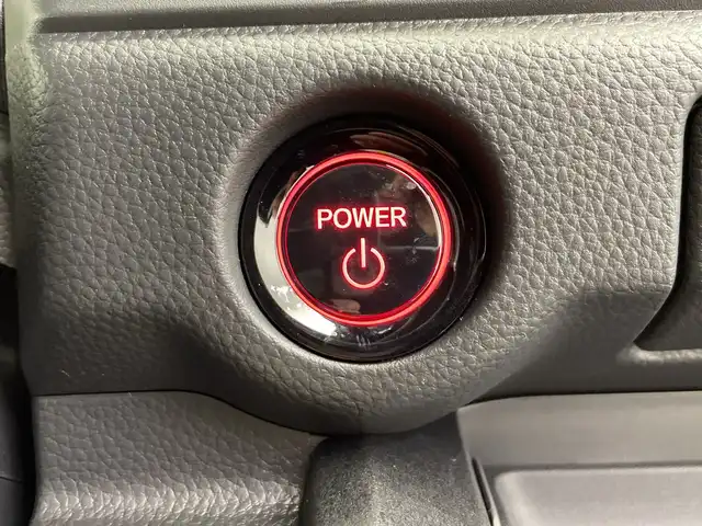 ホンダ ステップワゴン スパーダ eHEV 栃木県 2025(令7)年 0.1千km クリスタルブラックパール 登録済未使用車/純正11.4インチナビ/　(CD/DVD/Bluetooth/USB/フルセグTV)/バックカメラ/全方位カメラ/ホンダセンシング/・衝突軽減ブレーキ（CMBS）/・先行車発進お知らせ機能/・歩行者事故低減ステアリング/・路外逸脱抑制機能/・標識認識機能/・渋滞追従機能付アダプティブクルーズコントロール（ACC）/・車線維持支援システム（LKAS）/・トラフィックジャムアシスト（渋滞運転支援機能）/・ブラインドスポットインフォメーション/・誤発進抑制機能/・後方誤発進抑制機能/・近距離衝突軽減ブレーキ/・急アクセル抑制機能/・パーキングセンサーシステム/・オートハイビーム/両側パワースライドドア/電動リアゲート/2列目オットマン/ハーフレザーシート/前席シートヒーター/全列USBチャージャー/純正16インチAW/LEDヘッドライト