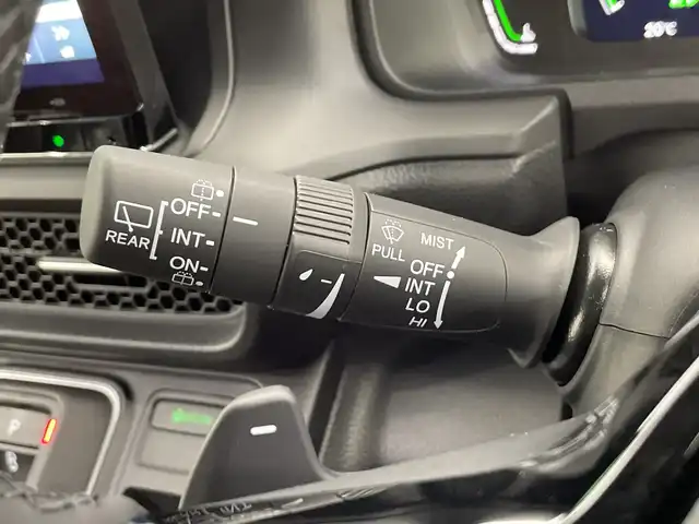 ホンダ ステップワゴン スパーダ eHEV 栃木県 2025(令7)年 0.1千km クリスタルブラックパール 登録済未使用車/純正11.4インチナビ/　(CD/DVD/Bluetooth/USB/フルセグTV)/バックカメラ/全方位カメラ/ホンダセンシング/・衝突軽減ブレーキ（CMBS）/・先行車発進お知らせ機能/・歩行者事故低減ステアリング/・路外逸脱抑制機能/・標識認識機能/・渋滞追従機能付アダプティブクルーズコントロール（ACC）/・車線維持支援システム（LKAS）/・トラフィックジャムアシスト（渋滞運転支援機能）/・ブラインドスポットインフォメーション/・誤発進抑制機能/・後方誤発進抑制機能/・近距離衝突軽減ブレーキ/・急アクセル抑制機能/・パーキングセンサーシステム/・オートハイビーム/両側パワースライドドア/電動リアゲート/2列目オットマン/ハーフレザーシート/前席シートヒーター/全列USBチャージャー/純正16インチAW/LEDヘッドライト