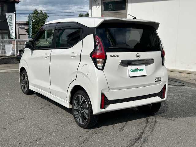日産 デイズ HWS G ターボ プロパイロットED 宮城県 2024(令6)年 3.1万km ホワイトパール ワンオーナー/4WD/社外メモリナビ/i Pod/USB/FM/AM/BT/CD/DVD/フルセグTV/バックカメラ・全方位カメラ/レザー調シート/前席シートヒーター/ステアリングスイッチ/ステアリングヒーター/プロパイロット/ブラインドスポットモニター/コーナーセンサー/パーキングアシスト/レーンキープアシスト/横滑り防止装置/衝突被害軽減システム/アイドリングストップ/純正アルミ夏タイヤ15インチ/純正フロアマット/LEDライト/ウィンカードアミラー/電動格納ミラー/ETC2.0/前後ドライブレコーダー/プッシュスタート/保証書・記録簿・取扱説明書