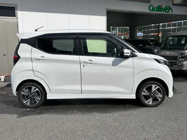 日産 デイズ HWS G ターボ プロパイロットED 宮城県 2024(令6)年 3.1万km ホワイトパール ワンオーナー/4WD/社外メモリナビ/i Pod/USB/FM/AM/BT/CD/DVD/フルセグTV/バックカメラ・全方位カメラ/レザー調シート/前席シートヒーター/ステアリングスイッチ/ステアリングヒーター/プロパイロット/ブラインドスポットモニター/コーナーセンサー/パーキングアシスト/レーンキープアシスト/横滑り防止装置/衝突被害軽減システム/アイドリングストップ/純正アルミ夏タイヤ15インチ/純正フロアマット/LEDライト/ウィンカードアミラー/電動格納ミラー/ETC2.0/前後ドライブレコーダー/プッシュスタート/保証書・記録簿・取扱説明書