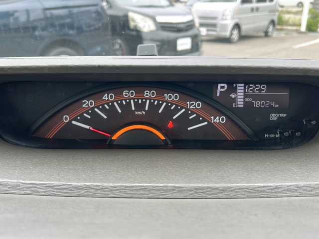 ダイハツ タント X ターボ SA 石川県 2014(平26)年 7.8万km コットンアイボリー スマートアシスト/・衝突警報機能／衝突回避支援ブレーキ機能（対車両・対歩行者）/・ブレーキ制御付誤発進抑制制御機能（前方・後方）/・車線逸脱警報機能/・先行車発進お知らせ機能/・オートハイビーム/・エマージェンシーストップシグナル/・ヒルホールドシステム/純正メモリナビゲーション/【CD・DVD・Bluetooth・フルセグTV(B-CASカード無)】/型番：NMZP-W64D/バックカメラ/片側パワースライドドア/プッシュスタート/・スマートキー/ETC/純正フロアマット/取扱説明書/保証書