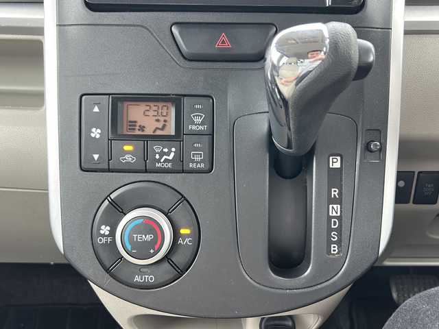 ダイハツ タント X ターボ SA 石川県 2014(平26)年 7.8万km コットンアイボリー スマートアシスト/・衝突警報機能／衝突回避支援ブレーキ機能（対車両・対歩行者）/・ブレーキ制御付誤発進抑制制御機能（前方・後方）/・車線逸脱警報機能/・先行車発進お知らせ機能/・オートハイビーム/・エマージェンシーストップシグナル/・ヒルホールドシステム/純正メモリナビゲーション/【CD・DVD・Bluetooth・フルセグTV(B-CASカード無)】/型番：NMZP-W64D/バックカメラ/片側パワースライドドア/プッシュスタート/・スマートキー/ETC/純正フロアマット/取扱説明書/保証書