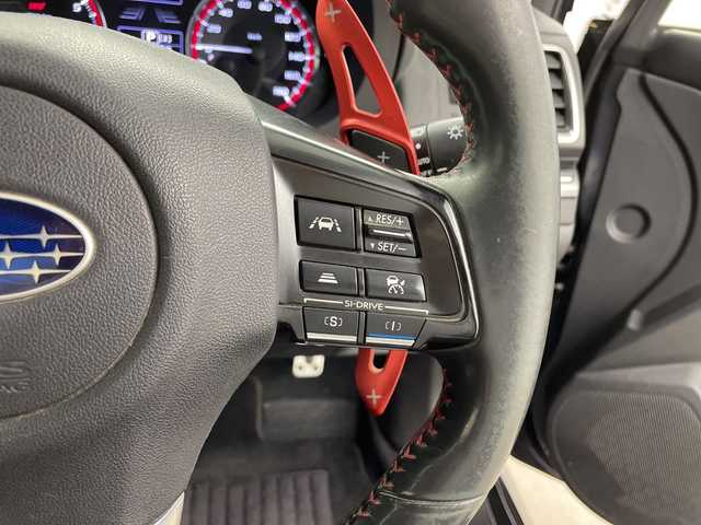 スバル レヴォーグ 1．6STIスポーツアイサイト 鹿児島県 2017(平29)年 9万km ダークグレーメタリック 社外ナビ/（フルセグ/Bluetooth/CD/DVD/ラジオ）　/レーダークルーズコントロール　/パドルシフト　/シートヒーター　/ブラインドスポットモニター　/オートハイビーム　/レザーシート　/ヘッドライトレベライザー/ETC　/ヒルスタートアシスト　/プリクラッシュセーフティ/レーンキープアシスト/プッシュスタートボタン/保証書/取扱説明書