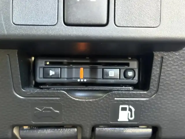 ダイハツ トール カスタムG ターボ SAⅢ 埼玉県 2020(令2)年 3.9万km ファイアークォーツレッドM ・スマートアシスト/・ターボ車両/・純正ナビTV/・DVD　BT/・バックカメラ/・ETC/・ドライブレコーダー/・アイドリングストップ/・クルーズコントロール/・クリアランスソナー/・両側パワースライドドア/・純正15インチアルミ/・ダンロップタイヤ/・スマートキー×２/・プッシュスタート/・オートライト/・LEDヘットライト/・フォグライト/・保証書/・取説