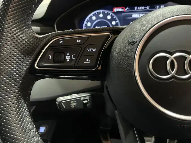 アウディ Ａ４ 2.0 TFSI クワトロ スポーツ Sライン PKG 道央・札幌 2018(平30)年 4.9万km グレイシアホワイトメタリック グレイシアホワイトメタリック/Sラインパッケージ/アシスタンスパッケージ/　・アウディプレセンスリヤ/　・アウディサイドアシスト/　・パークアシスト/　・サラウンドビューカメラ/　・サイドエアバック/マトリクスLEDヘッドライト/バーチャルコックピット/純正メモリナビ/フルセグTV/CD/DVD/SD/USB/Bluetooth/ハーフレザーシート/シートヒーター/純正ドラレコ