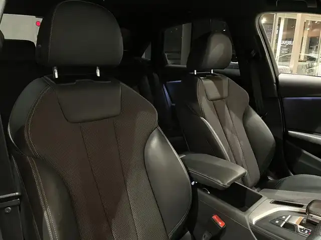 アウディ Ａ４ 2.0 TFSI クワトロ スポーツ Sライン PKG 道央・札幌 2018(平30)年 4.9万km グレイシアホワイトメタリック グレイシアホワイトメタリック/Sラインパッケージ/アシスタンスパッケージ/　・アウディプレセンスリヤ/　・アウディサイドアシスト/　・パークアシスト/　・サラウンドビューカメラ/　・サイドエアバック/マトリクスLEDヘッドライト/バーチャルコックピット/純正メモリナビ/フルセグTV/CD/DVD/SD/USB/Bluetooth/ハーフレザーシート/シートヒーター/純正ドラレコ