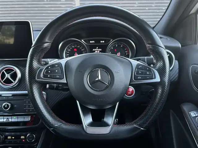 メルセデス・ベンツ Ａ１８０ スポーツ 宮崎県 2016(平28)年 3.4万km カルサイトホワイト 純正ナビ/CD/DVD/TV/Bluetooth/バックカメラ/コーナーセンサー/USB/ETC/ハーフレザーシート/シートヒーター/純正フロアマット/純正アルミホイール18インチ/ＬＥＤライト/プッシュスタート