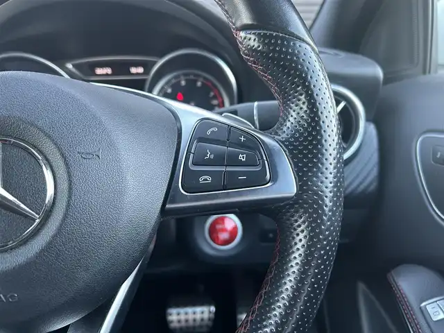 メルセデス・ベンツ Ａ１８０ スポーツ 宮崎県 2016(平28)年 3.4万km カルサイトホワイト 純正ナビ/CD/DVD/TV/Bluetooth/バックカメラ/コーナーセンサー/USB/ETC/ハーフレザーシート/シートヒーター/純正フロアマット/純正アルミホイール18インチ/ＬＥＤライト/プッシュスタート