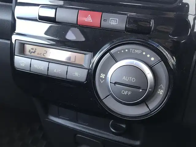 ダイハツ タント カスタム X スペシャル 栃木県 2012(平24)年 7.4万km ブライトシルバーメタリック (株)IDOMが運営する【じしゃロン小山店】の自社ローン対象車両になります。こちらは現金ご利用時の価格です。/自社ローンご希望の方は別途その旨お申付け下さい。//禁煙車/社外ワンセグナビ/（CD/DVD/AM/FMラジオ）/スマートキー/バックカメラ/ＥＴＣ/片側パワースライドドア/ドライブレコーダー/アイドリングストップ/電動格納ドアミラー/パワーウインドウ