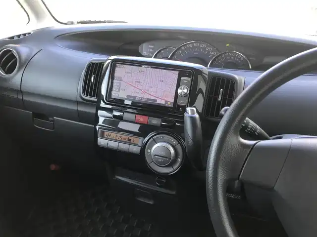 ダイハツ タント カスタム X スペシャル 栃木県 2012(平24)年 7.4万km ブライトシルバーメタリック (株)IDOMが運営する【じしゃロン小山店】の自社ローン対象車両になります。こちらは現金ご利用時の価格です。/自社ローンご希望の方は別途その旨お申付け下さい。//禁煙車/社外ワンセグナビ/（CD/DVD/AM/FMラジオ）/スマートキー/バックカメラ/ＥＴＣ/片側パワースライドドア/ドライブレコーダー/アイドリングストップ/電動格納ドアミラー/パワーウインドウ