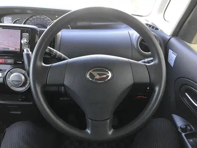 ダイハツ タント カスタム X スペシャル 栃木県 2012(平24)年 7.4万km ブライトシルバーメタリック (株)IDOMが運営する【じしゃロン小山店】の自社ローン対象車両になります。こちらは現金ご利用時の価格です。/自社ローンご希望の方は別途その旨お申付け下さい。//禁煙車/社外ワンセグナビ/（CD/DVD/AM/FMラジオ）/スマートキー/バックカメラ/ＥＴＣ/片側パワースライドドア/ドライブレコーダー/アイドリングストップ/電動格納ドアミラー/パワーウインドウ