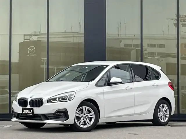 ＢＭＷ ２１８ｄ xDriveアクティブツアラー 石川県 2020(令2)年 4.4万km 白 純正ナビ/バックカメラ/ヘッドアップディスプレイ/ACC/インテリジェントセーフティー/衝突軽減ブレーキ/クリアランスソナー/電動リアゲート/コンフォートアクセス/アンビエントライト/LEDライト/前後フォグ/シートヒーター/ETC