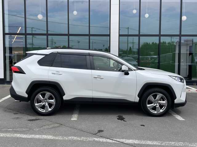 トヨタ ＲＡＶ４ G 道東・釧路十勝 2020(令2)年 4.1万km ホワイトパールクリスタルシャイン 純正ナビ/【ラジオ・CD・DVD・TV・SD・BT】/サンルーフ/ルーフレール/シートヒーター/パワーシート/シートメモリ/ステアリングヒーター/電動リアゲート/レーダークルコン/Bカメラ/ETC2.0/前後ドラレコ/BSM/ブレーキホールド/電動パーキングブレーキ/前後コーナーセンサー