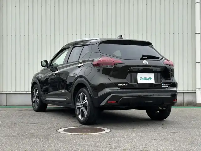 日産 キックス X 富山県 2021(令3)年 3.8万km チタニウムカーキ ワンオーナー/純正ナビ/フルセグテレビ/エマージェンシーブレーキ/インテリジェントルームミラー/アラウンドビューモニター/バックカメラ/ウィンカーミラー/ドアバイザー/プッシュスタート/ビルトインETC/ETC2.0/LEDヘッドライト/コーナーセンサー/プロパイロット/ドライブレコーダー/ハーフレザー