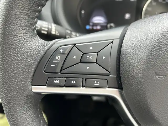 日産 キックス X 富山県 2021(令3)年 3.8万km チタニウムカーキ ワンオーナー/純正ナビ/フルセグテレビ/エマージェンシーブレーキ/インテリジェントルームミラー/アラウンドビューモニター/バックカメラ/ウィンカーミラー/ドアバイザー/プッシュスタート/ビルトインETC/ETC2.0/LEDヘッドライト/コーナーセンサー/プロパイロット/ドライブレコーダー/ハーフレザー