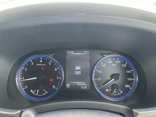 日産 エルグランド 250ハイウェイスターS 香川県 2016(平28)年 6.5万km ファントムブラック 登録時走行距離 64429km/純正8インチナビ/→AM/FM/フルセグTV/Bluetooth/バックカメラ/クルーズコントロール/ビルトインETC/純正11インチフリップダウンモニター/ハーフレザーシート/オットマン/キャプテンシート/両側パワースライドドア/LEDオートライト/フォグランプ/プッシュスタート/スマートキー