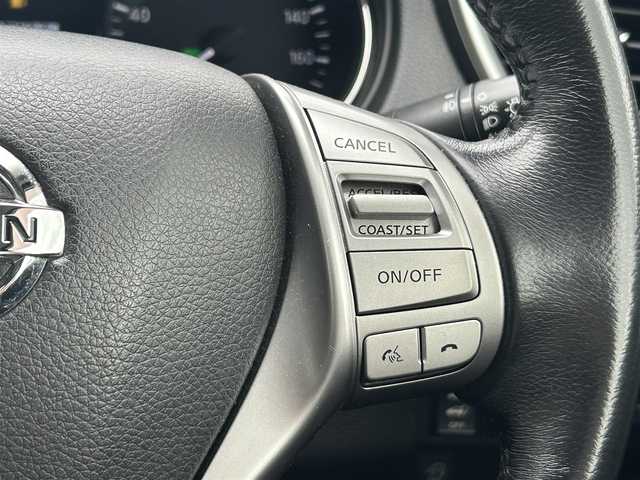 日産 エクストレイル 20Xt エマージェンシーブレーキ 岩手県 2015(平27)年 16.4万km ブリリアントホワイトパール 横滑り防止装置/コーナーセンサー/盗難防止装置/オートライト/ダウンヒルアシスト/純正アルミホイール/シートヒーターエアシート(D/N)/電動リアゲート/純正フロアマット/スペアキー一本/ETC/全周囲カメラ/純正ナビ/Bluetooth