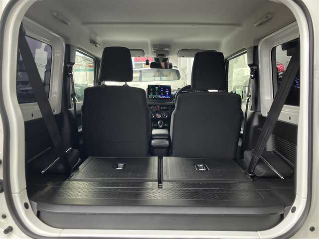スズキ ジムニー XC 山口県 2021(令3)年 1.5万km ピュアホワイトP ワンオーナー/APIO静香御前マフラー/TANIGUCHI SOLVE AC60サス/　6cmリフトアップキット取り付け/APIOタクティカルリアバンパー/KLCヘリテージトラディショナルFバンパー/10インチメモリーナビ・フルセグTV/バックカメラ/前後ドライブレコーダー/スマートキー/フロントシートヒーター/クルーズコントロール/レーンアシスト/衝突被害軽減システム/LEDオートライト/フォグランプ