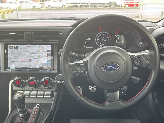 スバル ＢＲＺ R 愛知県 2023(令5)年 5.8万km クリスタルホワイトP /禁煙//ワンオーナー//メモリナビ//フルセグ/CD/DVD/SD/MSV/USB/BT//ipod/HDMI/FM/AM//バックカメラ//純正17AW//ETC//ドライブレコーダー//クルーズコントロール//TRC//SRVD//SRH//ヒルスタートアシスト//トラックモード//LEDオートライト//オートリトラウィンカーミラー//アルミペダル//プッシュスタート//革巻ステアリング//ステアリングスイッチ//フロアマット//USB充電//新車時保証書//取扱説明書/ETC取説/ナビ取説//スマートキー//スマートスペアキー
