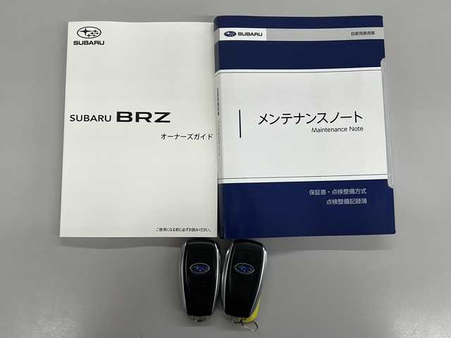 スバル ＢＲＺ R 愛知県 2023(令5)年 5.8万km クリスタルホワイトP /禁煙//ワンオーナー//メモリナビ//フルセグ/CD/DVD/SD/MSV/USB/BT//ipod/HDMI/FM/AM//バックカメラ//純正17AW//ETC//ドライブレコーダー//クルーズコントロール//TRC//SRVD//SRH//ヒルスタートアシスト//トラックモード//LEDオートライト//オートリトラウィンカーミラー//アルミペダル//プッシュスタート//革巻ステアリング//ステアリングスイッチ//フロアマット//USB充電//新車時保証書//取扱説明書/ETC取説/ナビ取説//スマートキー//スマートスペアキー