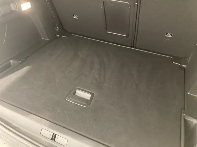 プジョー プジョー ３００８ GT 熊本県 2022(令4)年 1.8万km BLANC NACRE 純正ディスプレイオーディオ（AppleCarPlay、AndroidAuto、Bluetooth）/サイドカメラ/バックカメラ/ハーフレザーシート/D席パワーシート/シートヒーター/パワーバックドア/コーナーセンサー/純正18インチアルミホイール/LEDヘッドライト/ドライブレコーダー