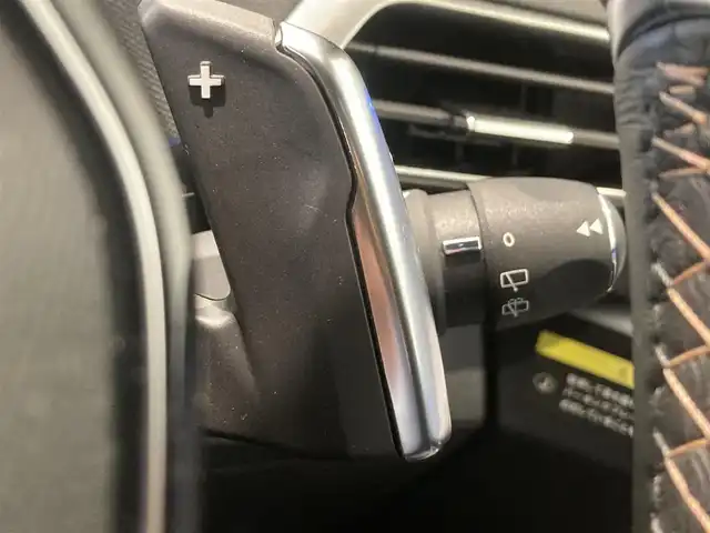 プジョー プジョー ３００８ GT 熊本県 2022(令4)年 1.8万km BLANC NACRE 純正ディスプレイオーディオ（AppleCarPlay、AndroidAuto、Bluetooth）/サイドカメラ/バックカメラ/ハーフレザーシート/D席パワーシート/シートヒーター/パワーバックドア/コーナーセンサー/純正18インチアルミホイール/LEDヘッドライト/ドライブレコーダー