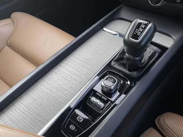 ボルボ Ｖ６０ T5 インスクリプション 三重県 2019(令1)年 4.8万km オニキスブラックP ACC/インテリセーフ /ブラウンレザー/harman/kardonサウンド/純正ナビ/フルセグTV/全方位カメラ/電動リアゲート/純正18インチアルミ/シートヒーター/シートベンチレーション/ETC