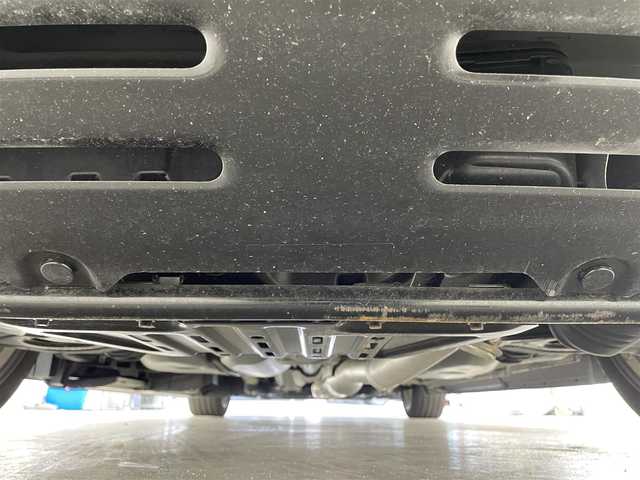 三菱 デリカＤ：５ アーバンギア G パワーパッケージ 滋賀県 2019(令1)年 2.9万km ウォームホワイトパール 禁煙車/社外ナビ/（CD/DVD/BT/フルセグTV/FM/AM）/衝突被害軽減ブレーキ/車線逸脱警報/アダプティブクルーズコントロール/全方位カメラ/ETC/ドライブレコーダー/両側パワースライドドア/ブラインドスポットモニター/D席パワーシート/前席シートヒーター/パドルシフト/オートステップ/パワーバックドア/電動パーキングブレーキ/オートブレーキホールド/BLITZ車高調/社外フロアマット/社外20インチAW/純正サスペンション積込