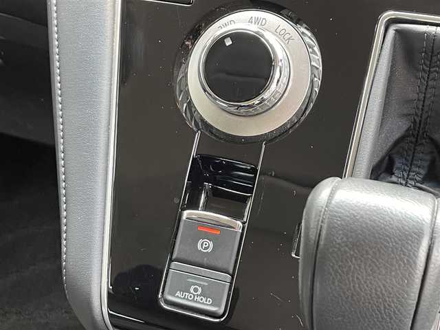 三菱 デリカＤ：５ アーバンギア G パワーパッケージ 滋賀県 2019(令1)年 2.9万km ウォームホワイトパール 禁煙車/社外ナビ/（CD/DVD/BT/フルセグTV/FM/AM）/衝突被害軽減ブレーキ/車線逸脱警報/アダプティブクルーズコントロール/全方位カメラ/ETC/ドライブレコーダー/両側パワースライドドア/ブラインドスポットモニター/D席パワーシート/前席シートヒーター/パドルシフト/オートステップ/パワーバックドア/電動パーキングブレーキ/オートブレーキホールド/BLITZ車高調/社外フロアマット/社外20インチAW/純正サスペンション積込