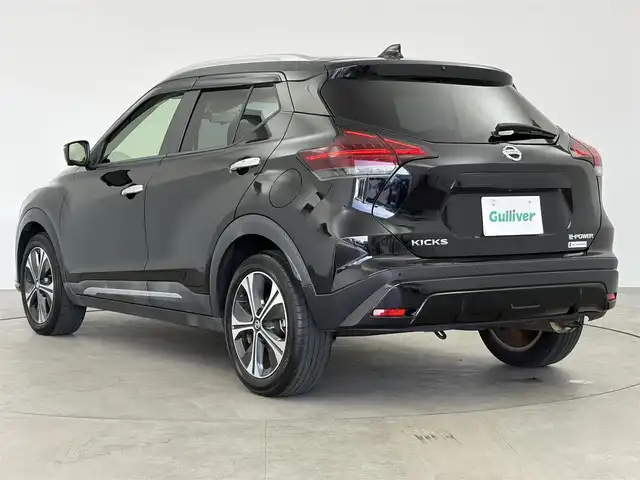 日産 キックス X 愛知県 2021(令3)年 3.6万km ピュアブラック エマージェンシーブレーキ/プロパイロット　/純正9インチメモリナビ/　　CD/DVD/BT/フルセグ　/アラウンドビューモニター　/LEDオートライト　/ハーフレザーシート　/純正17インチアルミホイール/電子パーキング　/ステアリングヒーター　/純正ETC