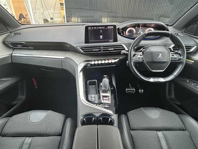 プジョー ３００８ GTライン ブルー HDi 福岡県 2022(令4)年 3万km パール ファーストクラスパッケージ/サンルーフ/アダプティブクルーズコントロール/ブラインドスポットモニター/レーンキープアシスト/ディスプレイオーディオ/Applecarplay/androidauto/Bluetooth/バックカメラ/サイドカメラ/LEDヘッドライト/オートハイビーム/ハーフレザーシート/前席シートヒーター/前後ドライブレコーダー/純正18インチアルミホイール/ETC/取扱説明書/保証書/スペアキー×1