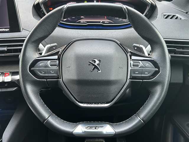 プジョー ３００８ GTライン ブルー HDi 福岡県 2022(令4)年 3万km パール ファーストクラスパッケージ/サンルーフ/アダプティブクルーズコントロール/ブラインドスポットモニター/レーンキープアシスト/ディスプレイオーディオ/Applecarplay/androidauto/Bluetooth/バックカメラ/サイドカメラ/LEDヘッドライト/オートハイビーム/ハーフレザーシート/前席シートヒーター/前後ドライブレコーダー/純正18インチアルミホイール/ETC/取扱説明書/保証書/スペアキー×1