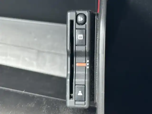 マツダ ＣＸ－８ XD プロアクティブ Sパッケージ 滋賀県 2020(令2)年 5.7万km ソウルレッドクリスタルM 純正ナビ/Bluetooth/CD/DVD/FM/M/AUX/フルセグテレビ/全方位カメラ/アドバンスドスマートシティブレーキサポート/ブラインドスポットモニタリング/パーキングセンサー/レーダークルーズコントロール/スマートブレーキサポート/レーンキープアシストシステム/ヘッドアップディスプレイ/ブラック革シート/パワーシート/シートヒーター /シートベンチレーション/ステアヒーター/LEDヘッドライト/フォグランプ/プッシュスタート /スマートキー/スペアキー/純正フロアマット