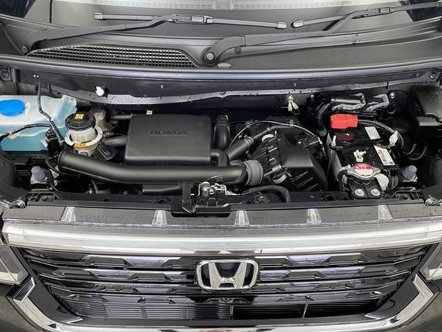 ホンダ Ｎ ＢＯＸ カスタム 栃木県 2024(令6)年 0.1千km クリスタルブラックパール 届出済未使用車/Honda SENSING/・衝突軽減ブレーキ/・誤発進抑制機能/・アダプティブクルーズコントロール/・車線維持支援システム/・路外逸脱抑制機能/・先行車発進お知らせ機能/・標識認識機能/・オートハイビーム/7インチTFT液晶メーター/シートヒーター/片側パワースライドドア/純正14インチAW/オートライト/LEDヘッドライト/電子パーキング/オートブレーキホールド/スマートキー/プッシュスタート