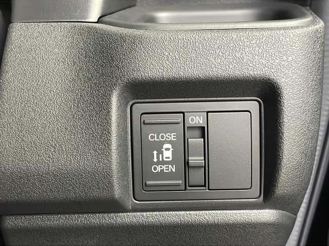 ホンダ Ｎ ＢＯＸ カスタム 栃木県 2024(令6)年 0.1千km クリスタルブラックパール 届出済未使用車/Honda SENSING/・衝突軽減ブレーキ/・誤発進抑制機能/・アダプティブクルーズコントロール/・車線維持支援システム/・路外逸脱抑制機能/・先行車発進お知らせ機能/・標識認識機能/・オートハイビーム/7インチTFT液晶メーター/シートヒーター/片側パワースライドドア/純正14インチAW/オートライト/LEDヘッドライト/電子パーキング/オートブレーキホールド/スマートキー/プッシュスタート
