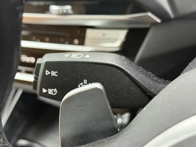 ＢＭＷ Ｘ３ M40d 愛知県 2018(平30)年 7.3万km アルピンホワイトⅢ サンルーフ　/ハーマンカードン　/ナビ　/全方位カメラ　/置くだけ充電　/ＢＳＭ　/ＨＵＤ　/パワーシート　/シートヒーター　/茶色レザーシート　/ドラレコ　/クルコン　/パドルシフト　/ルーフレール　/保証書　/取説　/記録簿
