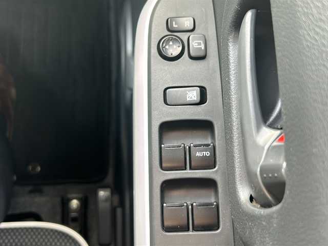 マツダ フレア クロスオーバー XG 千葉県 2015(平27)年 13万km クリスタルホワイトP 社外ナビ /バックカメラ/ミラー型前後ドライブレコーダー/シートヒーター/アイドリングストップ/純正フロアマット/純正ドアバイザー/電動格納ミラー/禁煙車