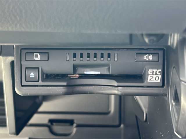 レクサス ＵＸ 250h バージョンC 秋田県 2020(令2)年 8.7万km ベージュ 純正メモリナビ/純正BT、CD、DVD、フルセグTV/バックカメラ/ドライブレコーダー/純正17インチAW/ETC2.0/前後コーナーセンサー/４WD/保証書