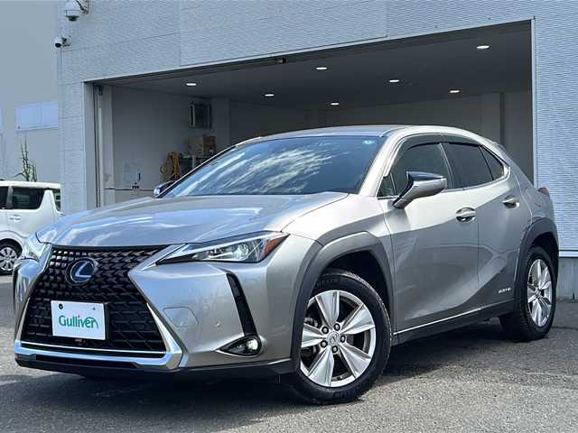 レクサス ＵＸ 250h バージョンC 秋田県 2020(令2)年 8.7万km ベージュ 純正メモリナビ/純正BT、CD、DVD、フルセグTV/バックカメラ/ドライブレコーダー/純正17インチAW/ETC2.0/前後コーナーセンサー/４WD/保証書