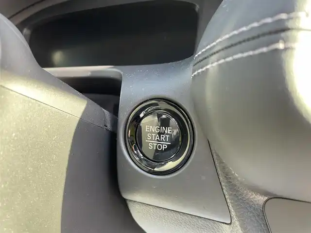 ホンダ ＺＲ－Ｖ Z 石川県 2025(令7)年 0.9万km 黒 ワンオーナー/純正9型ナビ/フルセグTV/全方位カメラ/LEDヘッドライト/ホンダセンシング/レーダークルーズ/パワーシート/純正アルミホイール/スマートキー/プッシュスタート/電動ミラー/ドライブレコーダー/ETC2.0/保証書