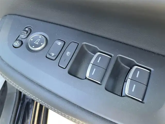 ホンダ ＺＲ－Ｖ Z 石川県 2025(令7)年 0.9万km 黒 ワンオーナー/純正9型ナビ/フルセグTV/全方位カメラ/LEDヘッドライト/ホンダセンシング/レーダークルーズ/パワーシート/純正アルミホイール/スマートキー/プッシュスタート/電動ミラー/ドライブレコーダー/ETC2.0/保証書