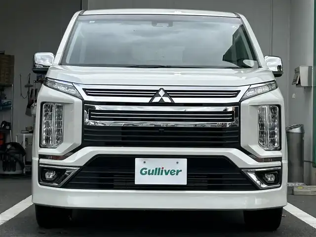 三菱 デリカＤ：５ アーバンギア G パワーパッケージ 京都府 2019(令1)年 5.6万km ウォームホワイトパール 社外ＳＤナビ　フリップダウンモニター　全周囲カメラ　ＥＴＣ　シートヒーター　クルーズコントロール（追従機能付き）　レーンキープアシスト　衝突軽減ブレーキ　左側電動ステップ　パワーバックドア　ＬＥＤライト