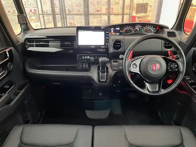 ホンダ Ｎ ＢＯＸ カスタム L ターボ 千葉県 2022(令4)年 3.2万km ミッドナイトブルービームM 純正8インチナビ/(フルセグTV/BT/CD/DVD/FM/AM)/バックカメラ/衝突被害軽減システム/車線逸脱警報/クルーズコントロール/ハーフレザーシート/両側パワースライドドア/横滑り防止装置/ETC/アイドリングストップ/LEDヘッドライト/フォグランプ/オートライト/ウィンカーミラー/電動格納ミラー/純正15インチAW/前席シートヒーター/シートリフター/パドルシフト/プッシュスタート/スマートキー/フロアマット/スペアキー