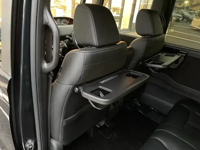 ホンダ Ｎ ＢＯＸ カスタム L ターボ 千葉県 2022(令4)年 3.2万km ミッドナイトブルービームM 純正8インチナビ/(フルセグTV/BT/CD/DVD/FM/AM)/バックカメラ/衝突被害軽減システム/車線逸脱警報/クルーズコントロール/ハーフレザーシート/両側パワースライドドア/横滑り防止装置/ETC/アイドリングストップ/LEDヘッドライト/フォグランプ/オートライト/ウィンカーミラー/電動格納ミラー/純正15インチAW/前席シートヒーター/シートリフター/パドルシフト/プッシュスタート/スマートキー/フロアマット/スペアキー