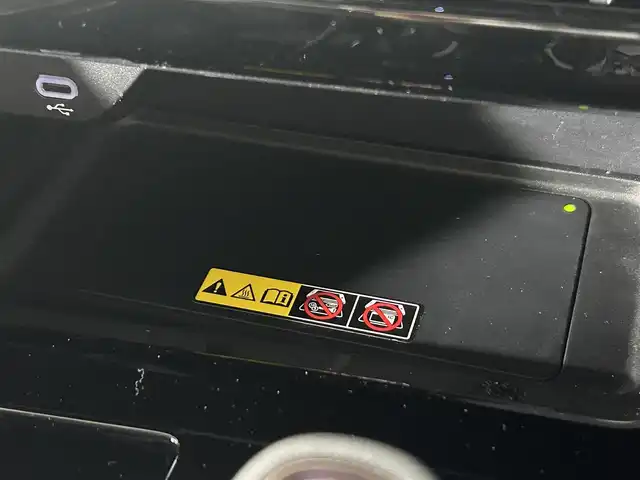 トヨタ アルファードハイブリット Z 佐賀県 2023(令5)年 5.2万km プラチナホワイトパールマイカ 純正14インチディスプレイオーディオplus/後席フリップダウンモニター/デジタルインナーミラー/左右独立ムーンルーフ/ヘッドアップディスプレイ/トヨタチームメイト/アドバンスドパーク/寒冷地仕様/パノラミックビューモニター/合皮シート/シートベンチレーション/ブラインドスポットモニター/コーナーセンサー/ワイヤレス充電/全席パワーシート/オットマン/電動リアゲート/純正18インチアルミホイール